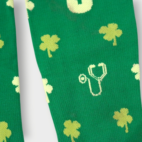 FIGS Compression Socks Lucky 4 Leaf Clover Green One Size Padded Socks - Picture 3 of 8